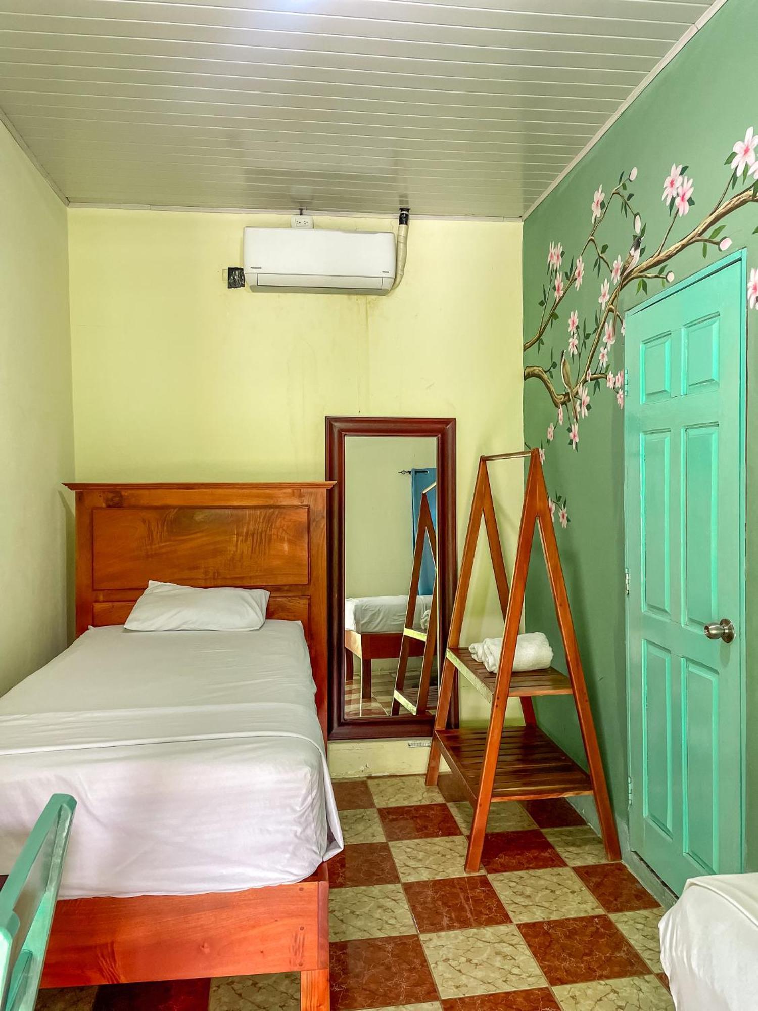 Hostal Eden 모요갈파 외부 사진