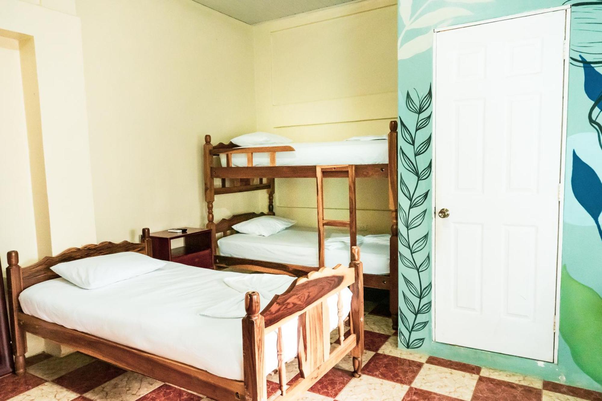 Hostal Eden 모요갈파 외부 사진
