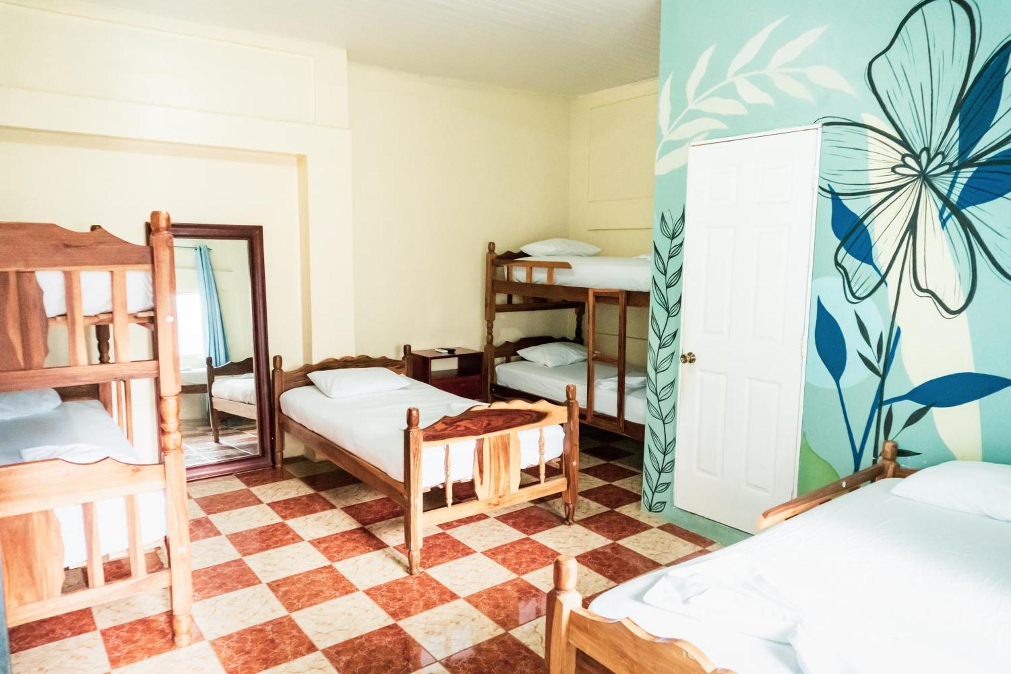 Hostal Eden 모요갈파 외부 사진