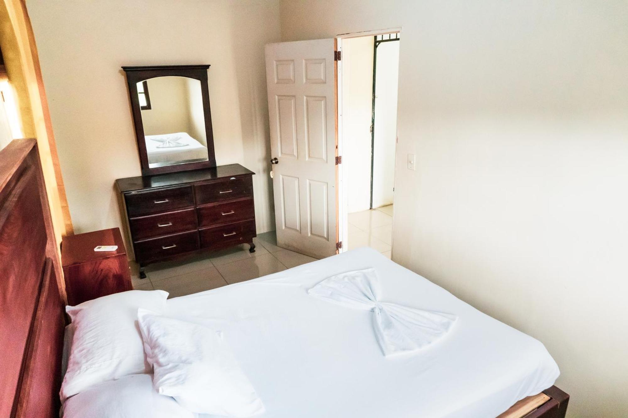 Hostal Eden 모요갈파 외부 사진