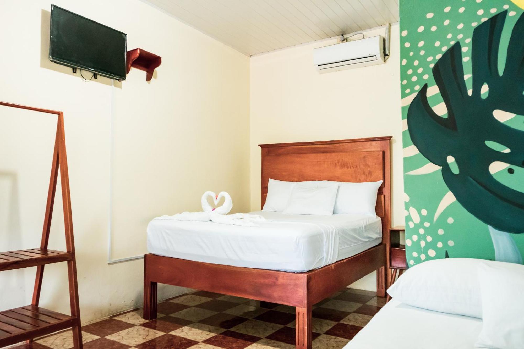 Hostal Eden 모요갈파 외부 사진
