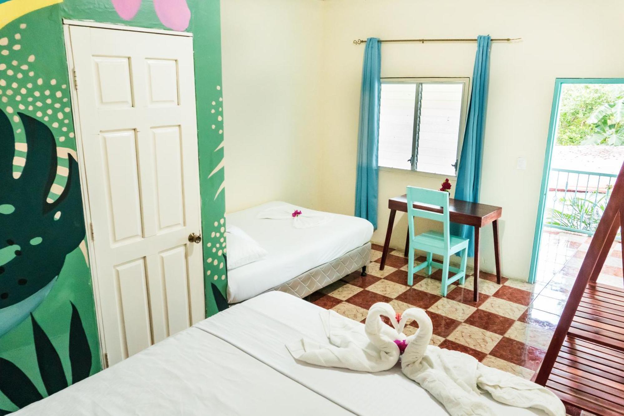 Hostal Eden 모요갈파 외부 사진