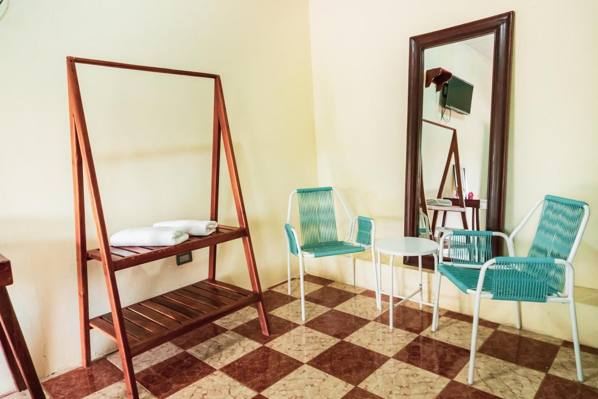 Hostal Eden 모요갈파 외부 사진