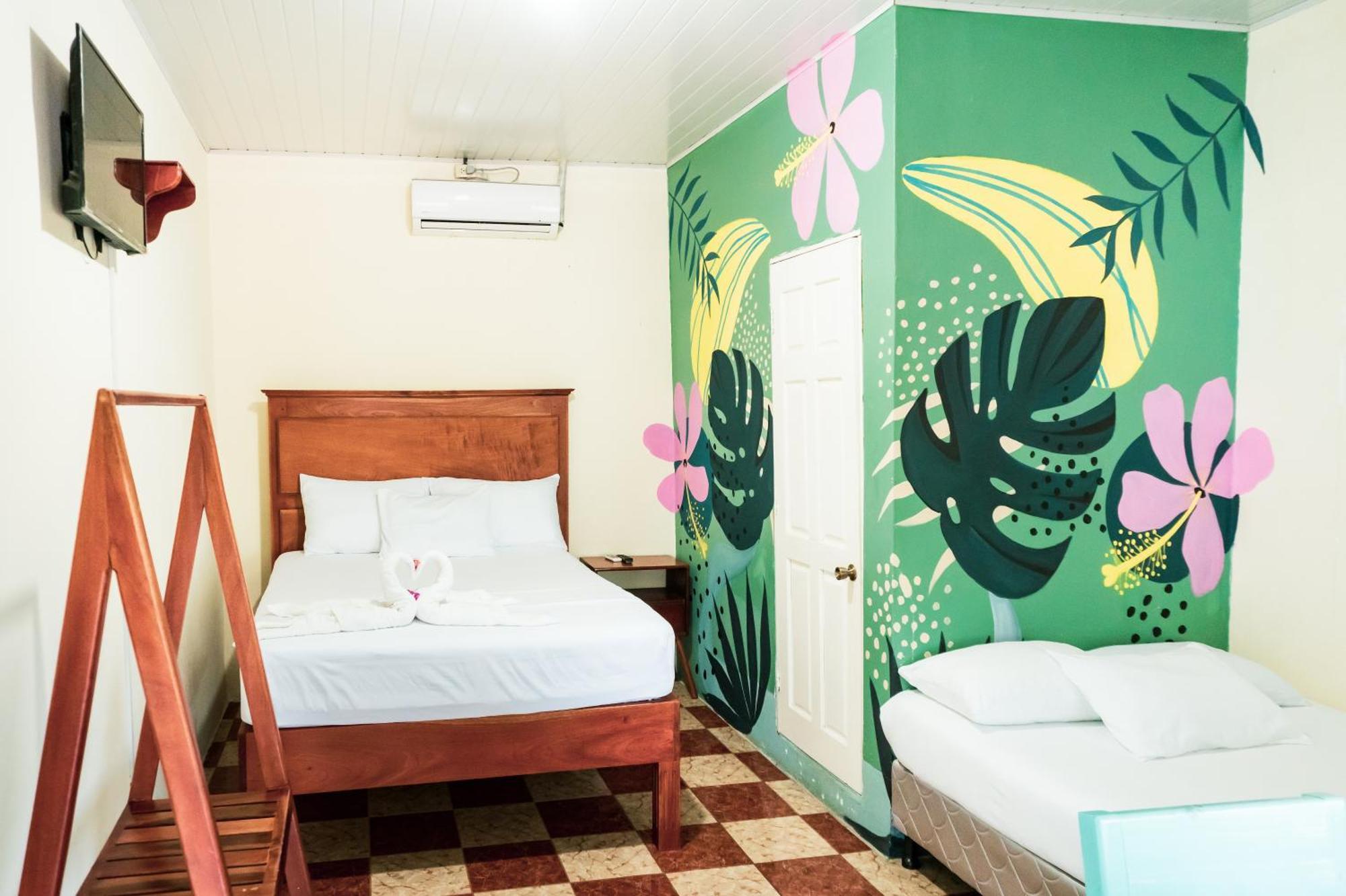 Hostal Eden 모요갈파 외부 사진