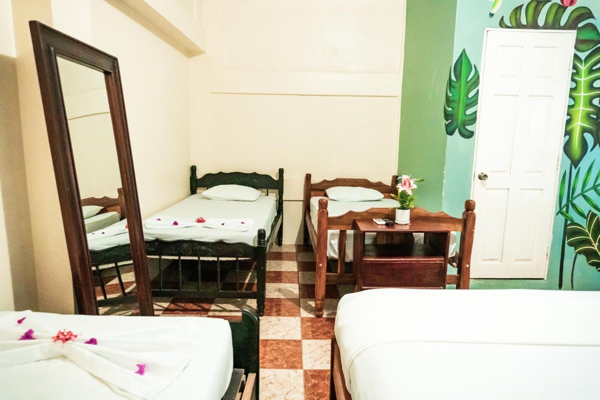 Hostal Eden 모요갈파 외부 사진